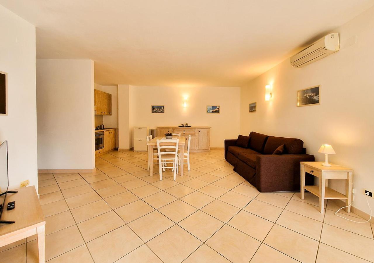 Leberides Appartement La Maddalena  Buitenkant foto