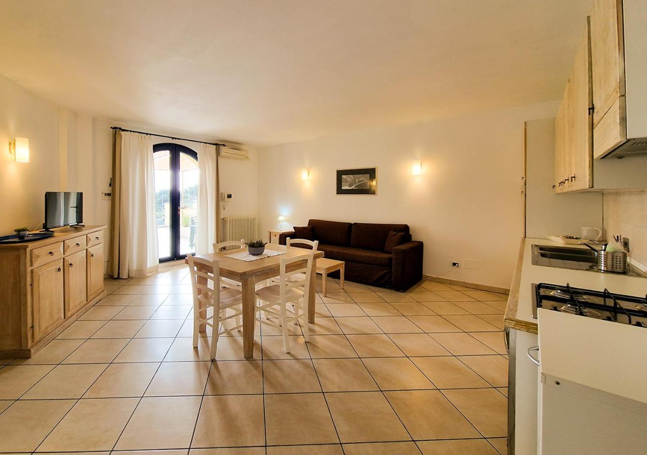 Leberides Appartement La Maddalena  Buitenkant foto