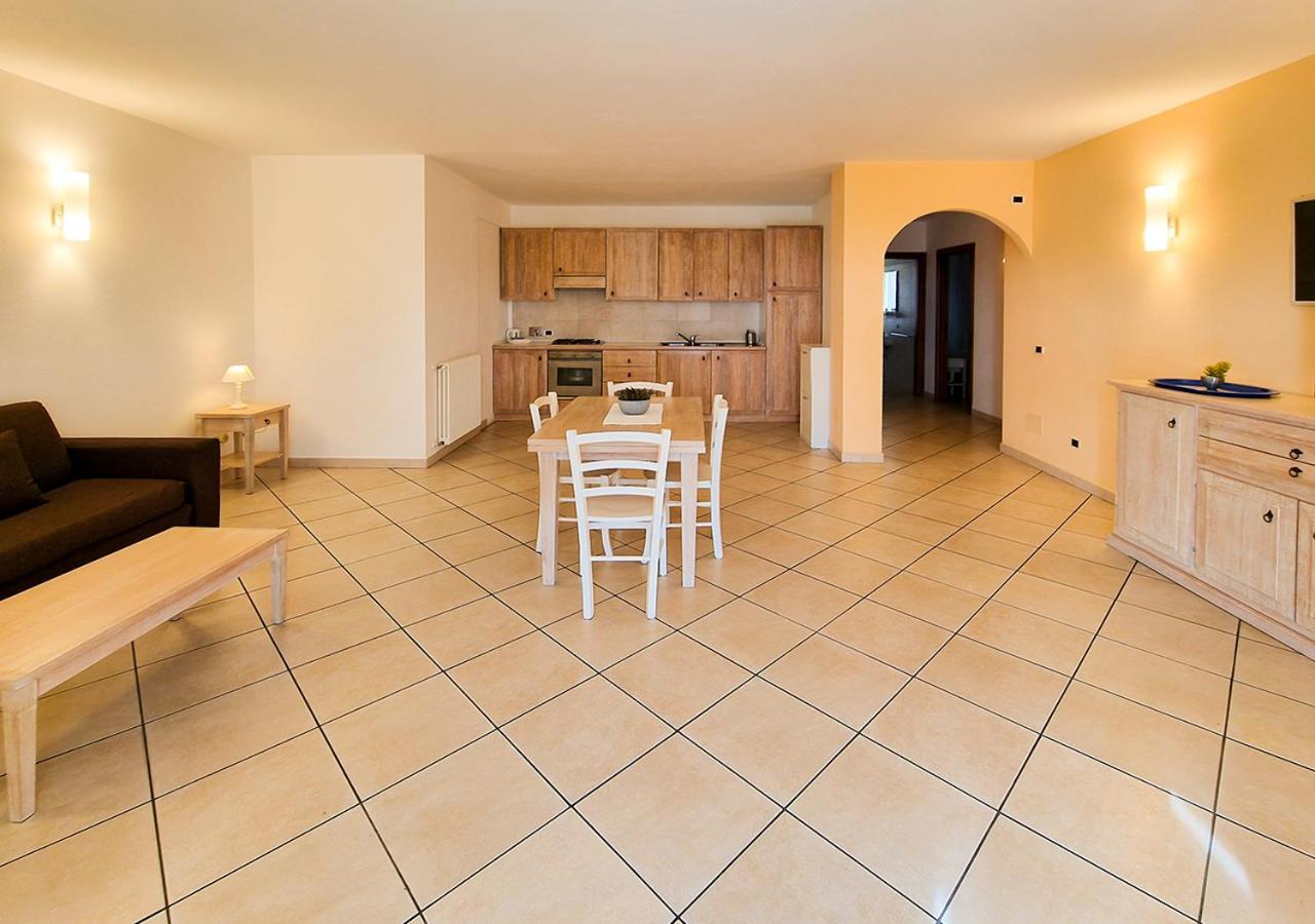 Leberides Appartement La Maddalena  Buitenkant foto